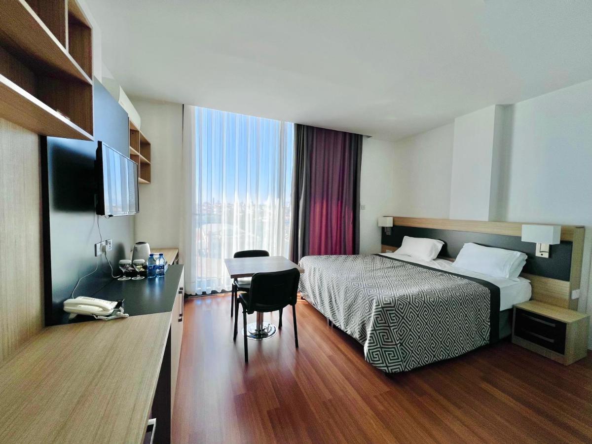 Sky Roof Hotel Nicosia Exterior photo