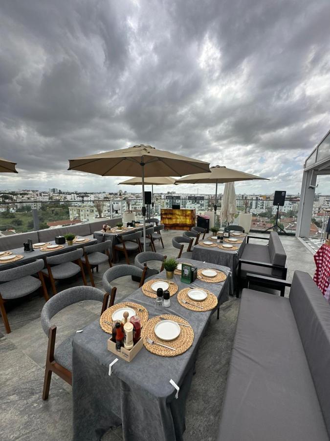 Sky Roof Hotel Nicosia Exterior photo